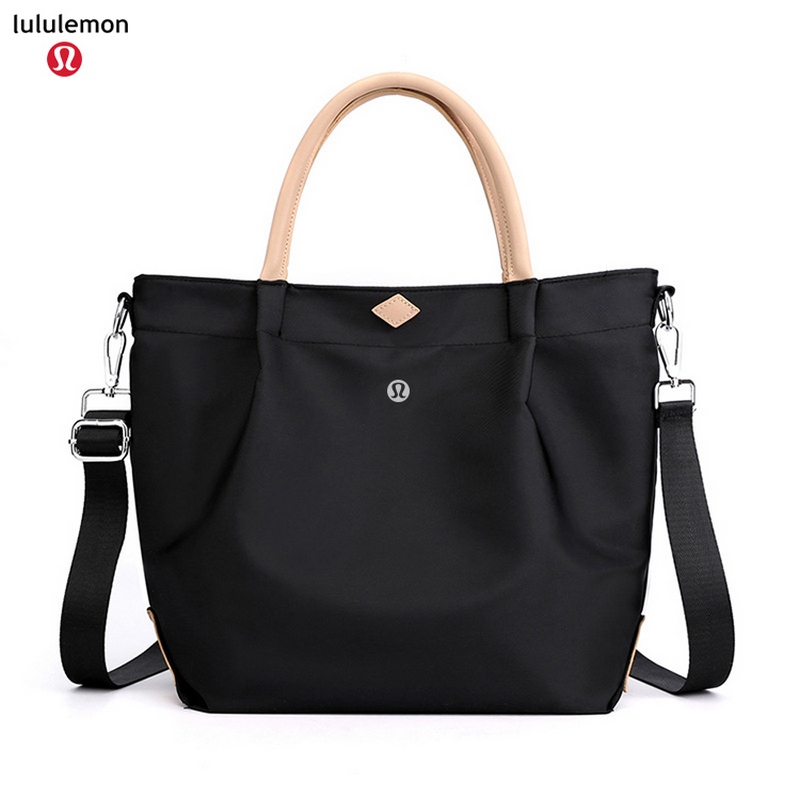 Lululemon Handbags 23